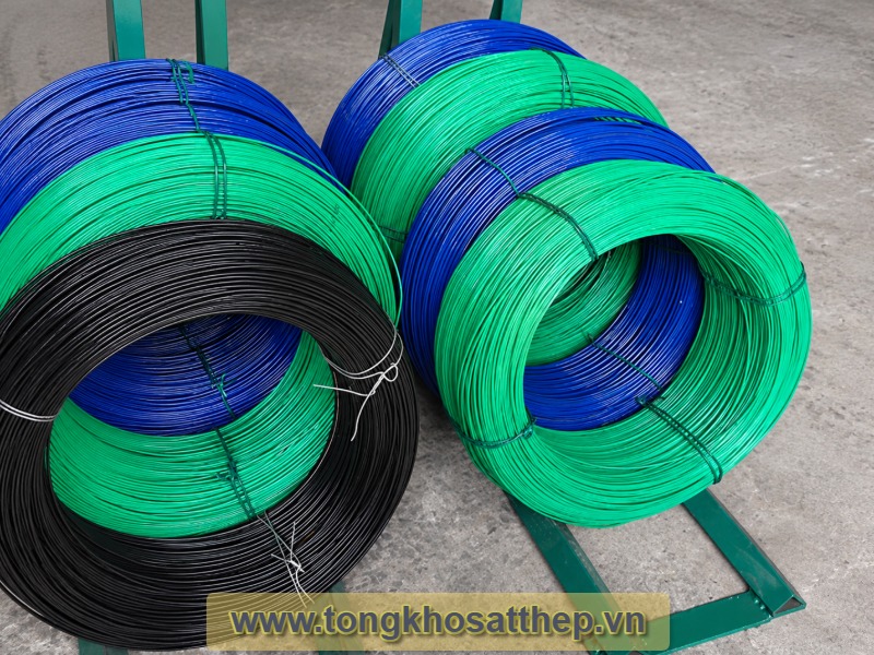 Dây thép bọc nhựa