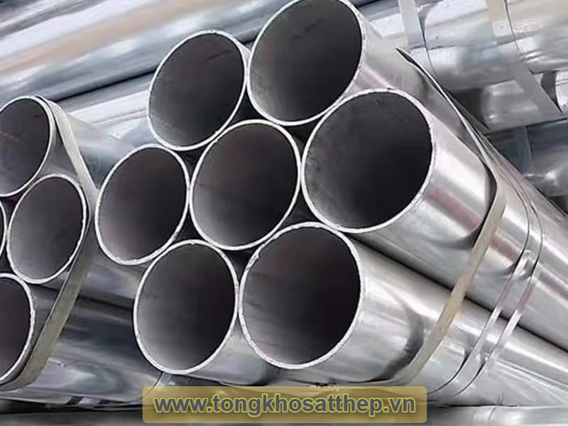 Ống thép mạ kẽm DN200 gallery 1